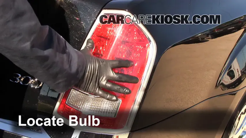 2012 Chrysler 300 Limited 3.6L V6 Lights Tail Light (replace bulb)